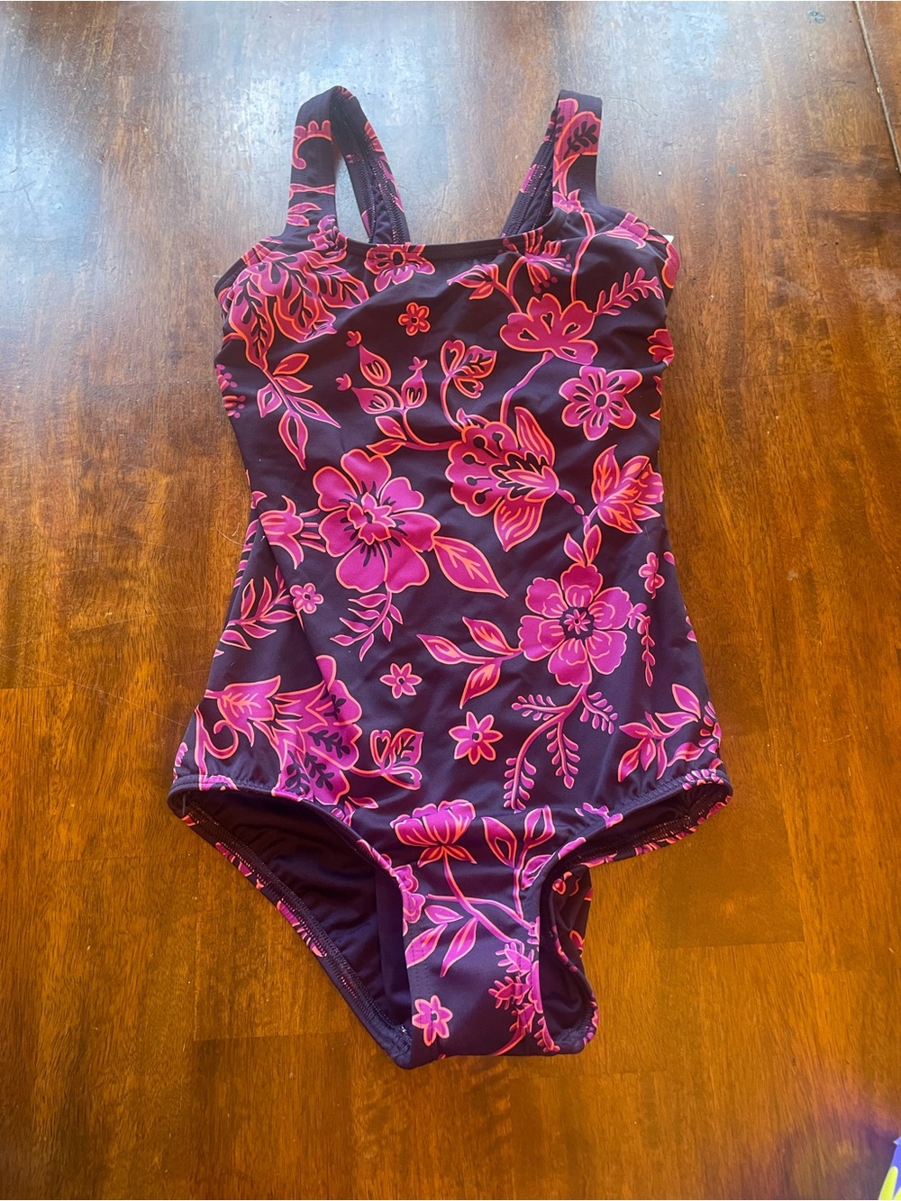 Lands End Tugless Low Leg One Piece Swimsuit Black Floral Size 2 NWT